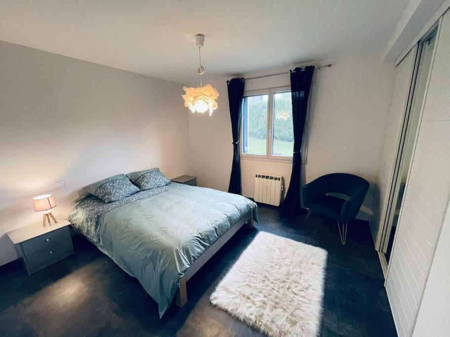 Maison T2 De 70 M2 Avec Jardin Et Veranda Rignac  エクステリア 写真